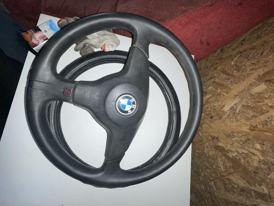Руль оригинальный для BMW