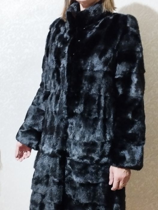 Продаю шубу норковую