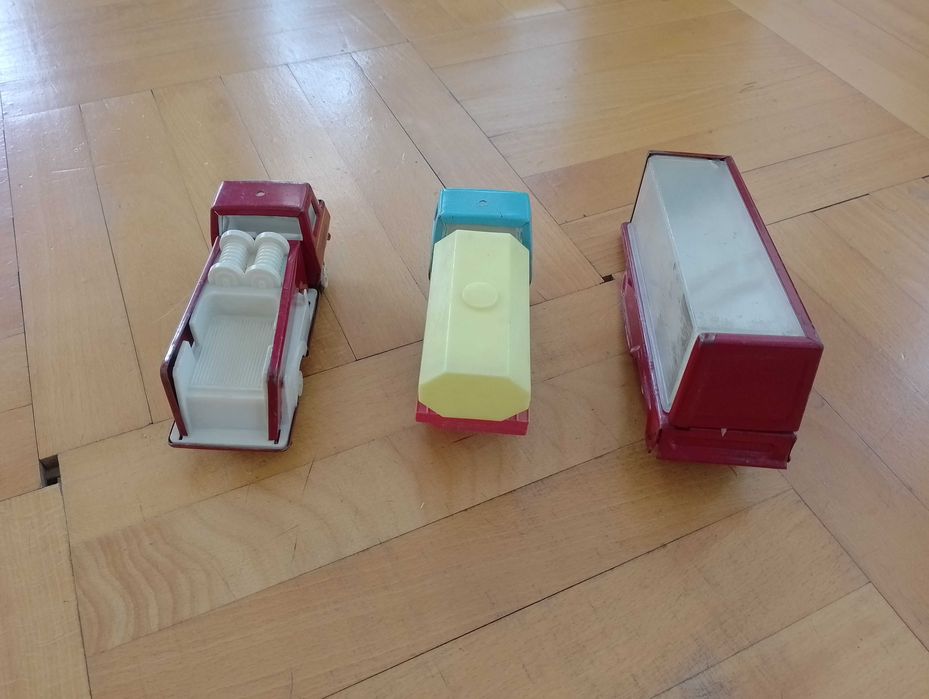 Стари соц играчки