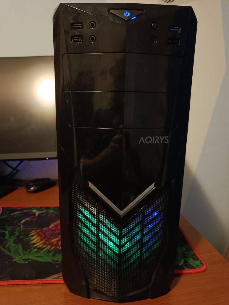 Pc/Unitate Gaming Ryzen 3 3100 rx 570 16 GB Ram