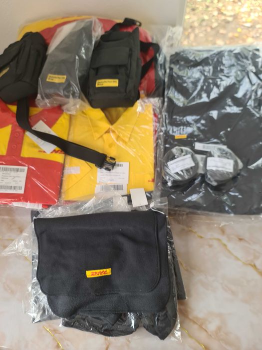 Haine DHL Geaca din 2 buc,pantaloni,tricouri,camasa,fulare,genti
