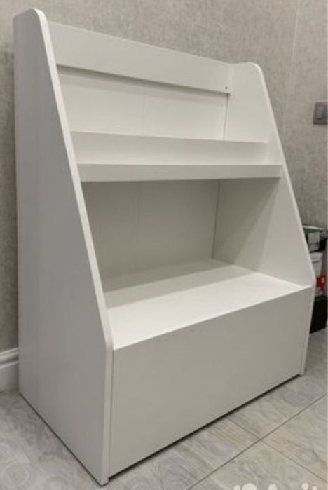 Шкаф книжный стильный белый