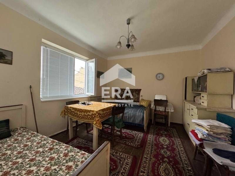 Продава се Къща в Силистра, Център - 62 кв.м за 1210 €/кв.м - Снимка #4