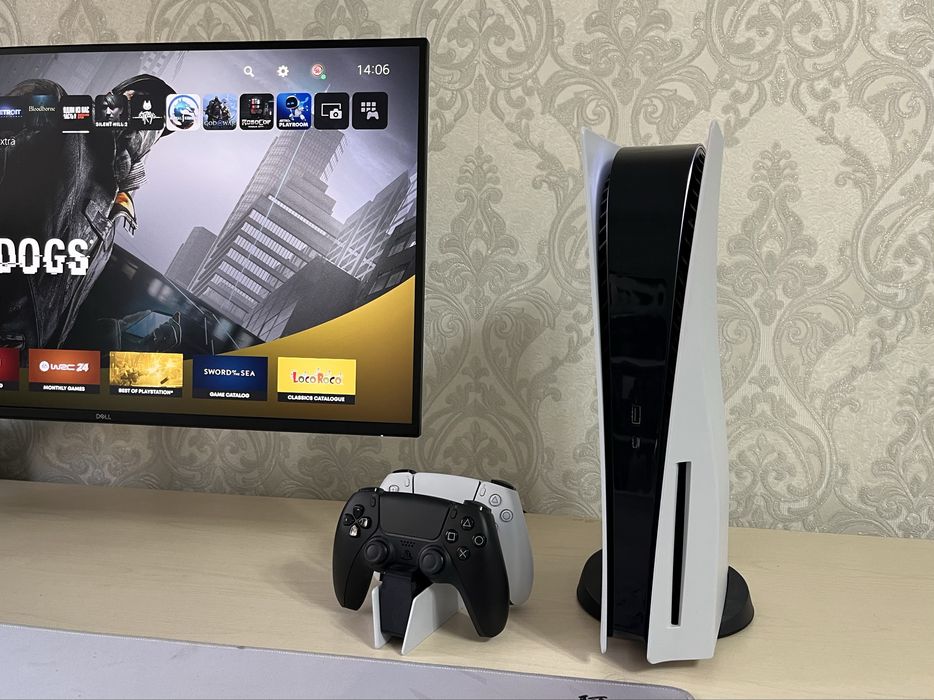Playstation 5 • 2 джойстика • зарядная станция • игры, подписка PsPlus