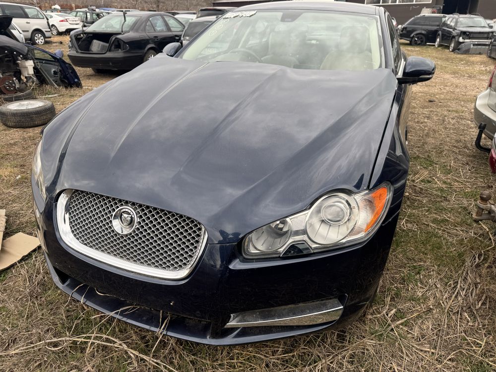 Dezmembrez Jaguar XF X250 3.0/2.7 2010