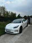 Masini ELECTRICE - Uber Black, Confort - Bolt Premium, Confort Elec