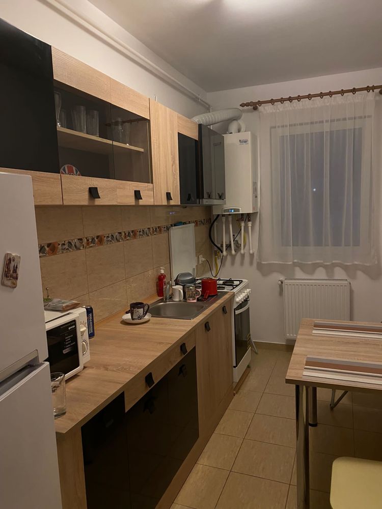 Inchirierez apartamanet cu o camera