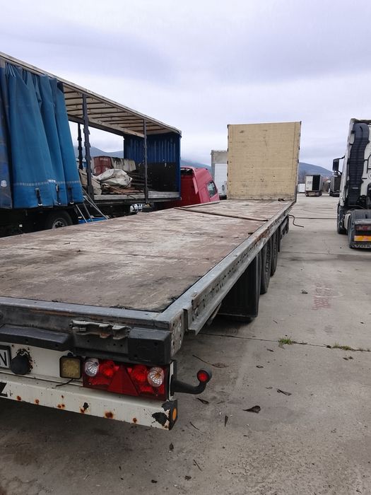 Vând semiremorca schmitz 2005