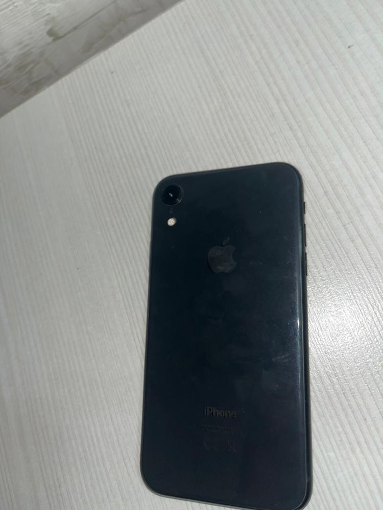 iPhone xr  продаются срочно