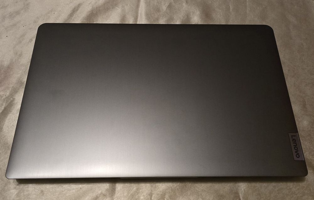 Lenovo IdeaPad 3 15ITL6