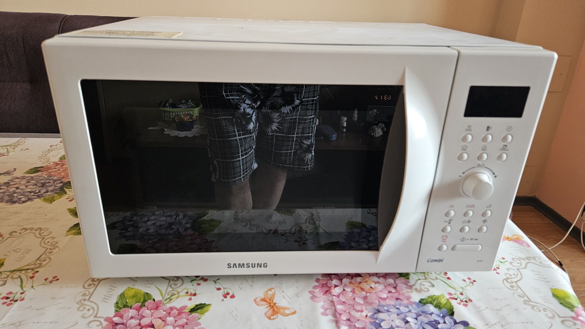 Микровълнова печка Samsung с грил и конвекция