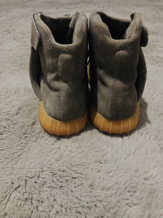 Adidas Yeezy Boost 750 “Light Brown/Gum” – Mărimea 41 1/3 EU