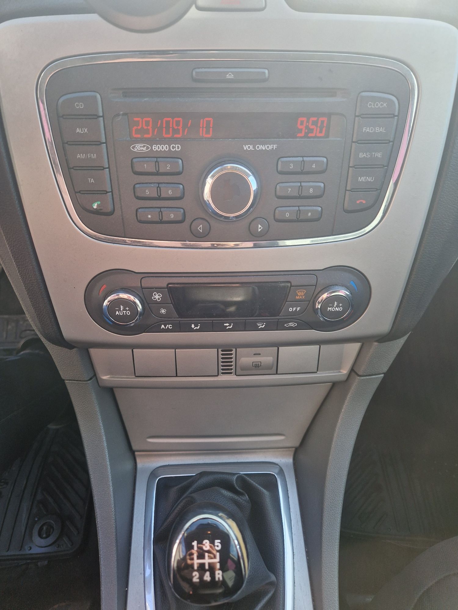 SUPER OFERTĂ---Vand Ford focus Mk2