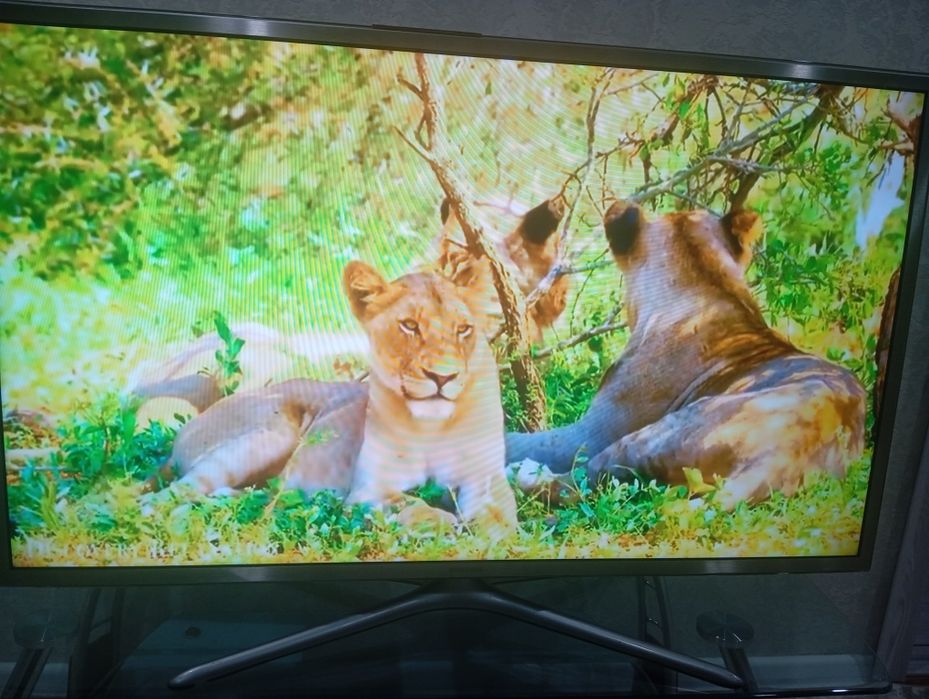 Продам smart tv samsung