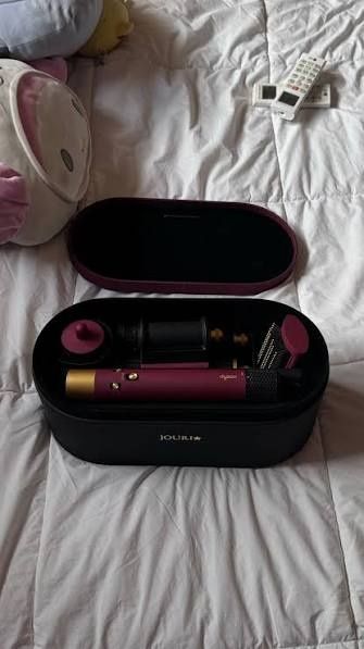 МуDyson Airwrap id Red Velvet в цвете красный бархат и золото