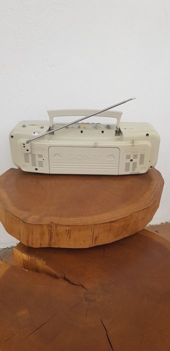 Radio casetofon Sony CFS 208L