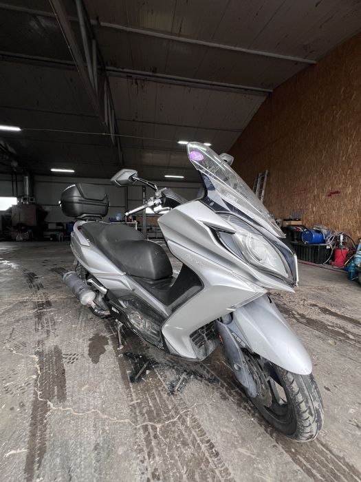 Kymco Down Town scuter de 125