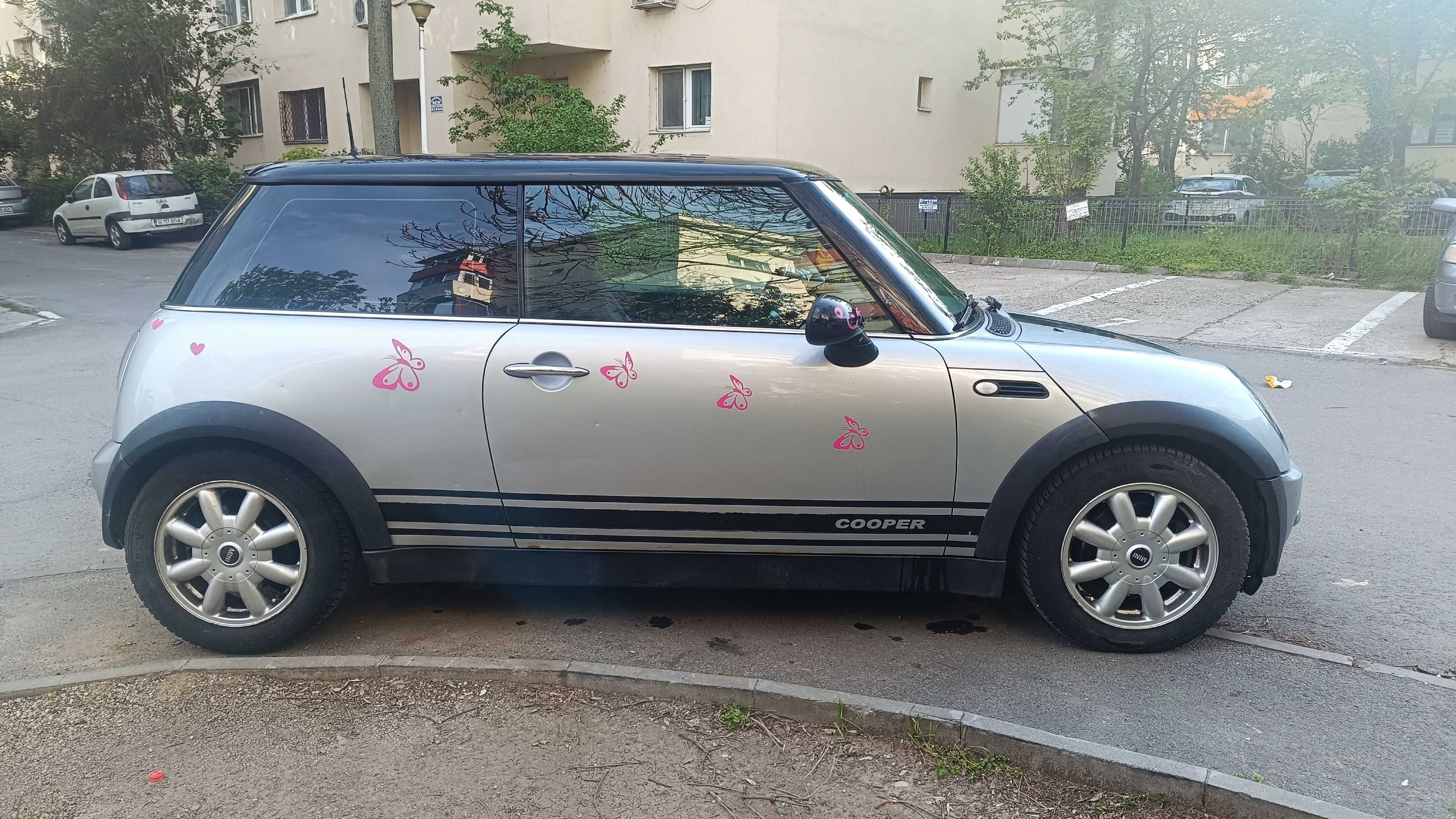 Vând mini cooper
