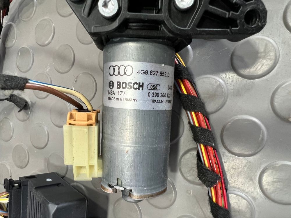 Sistem Complet/Motoras Actionare Portbagaj Electric Audi A6 4G C7
