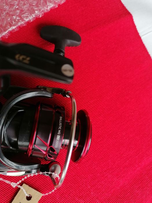 Mulinete Daiwa Ballistic MQ LT 3000 D