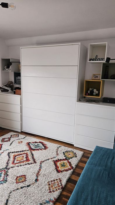 Pat rabatabil de perete