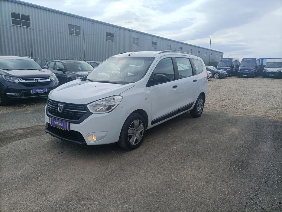 Dacia Lodgy Dacia Lodgy / 1.5 dCi 115CP / 7 locuri / TVA Deductibil