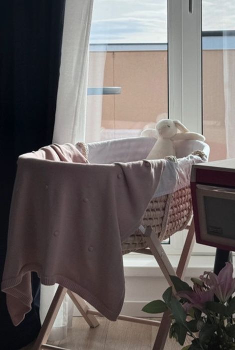 Coșuleț bebe Zara Home din fibre naturale, 2 saltele și suport