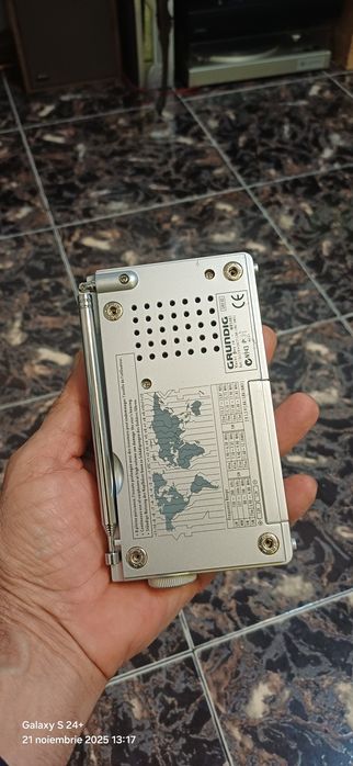 Aparat de radio Grundig Yacht Boy 10