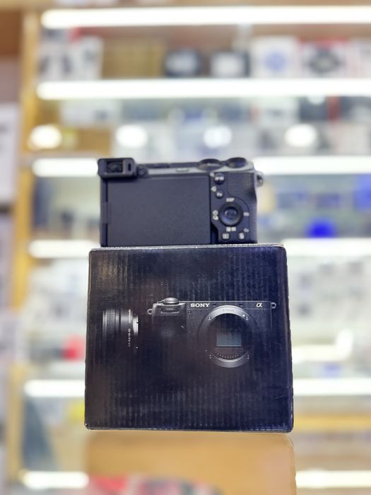 Sony 6700 E PZ 16-50 f3.5-56 OSS kit