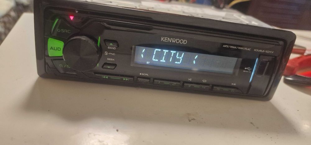 Kenwood KMM-101Y - USB, MP3, AUX, FM/AM Tuner авторадио