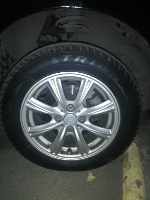 Зимние шины с дисками на р14