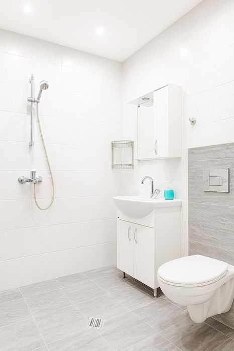 Луксозен ДВУСТАЕН апартамент в кв. Остромила/ С ПАРКОМЯСТО!!!