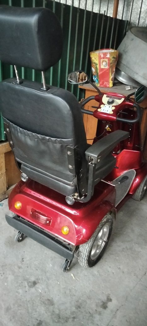 Инвалидный скутер