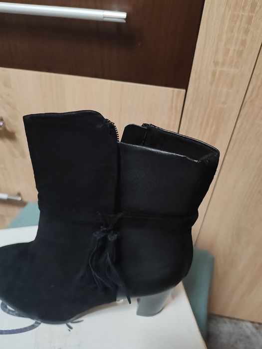 Дамски боти/ботуши