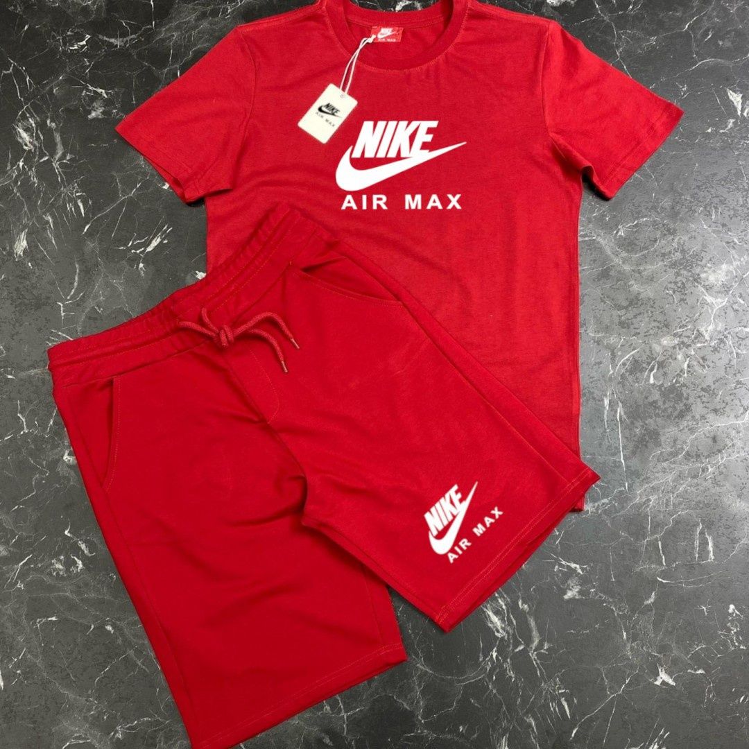 Спортни комплекти-Nike