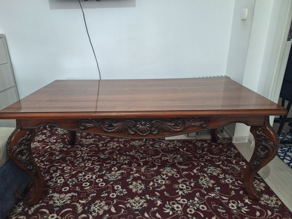 Диван учун Хонтахта сотилади