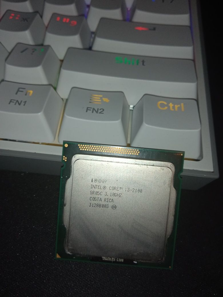 Процессор Intel® Core™ i3-2100