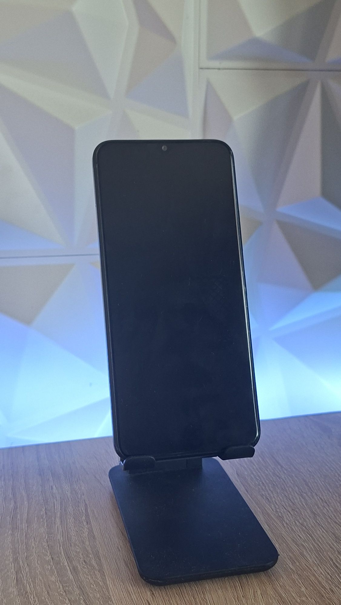 Телефон Nokia C22