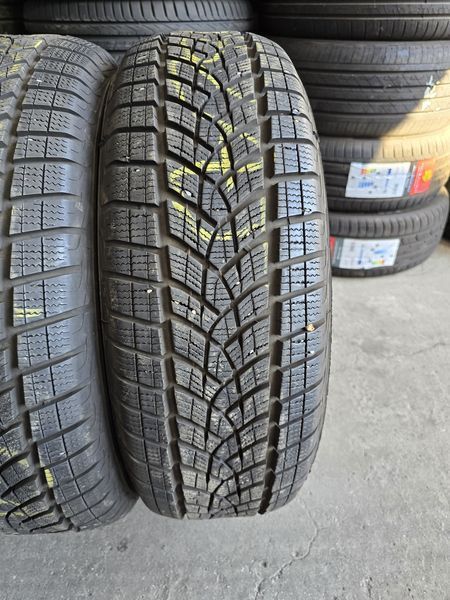 215/65/17 GOODYEAR 4бр