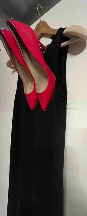 SCOTCH & SODA рокля + обувки GUESS – комплект за убийствена визия