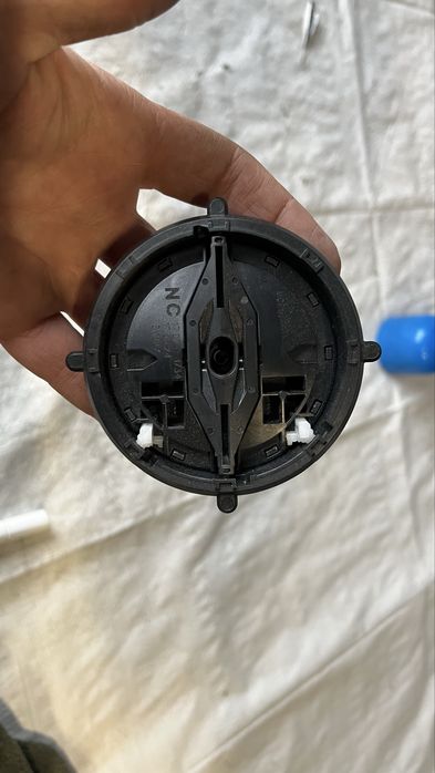 Моторче за странично огледало