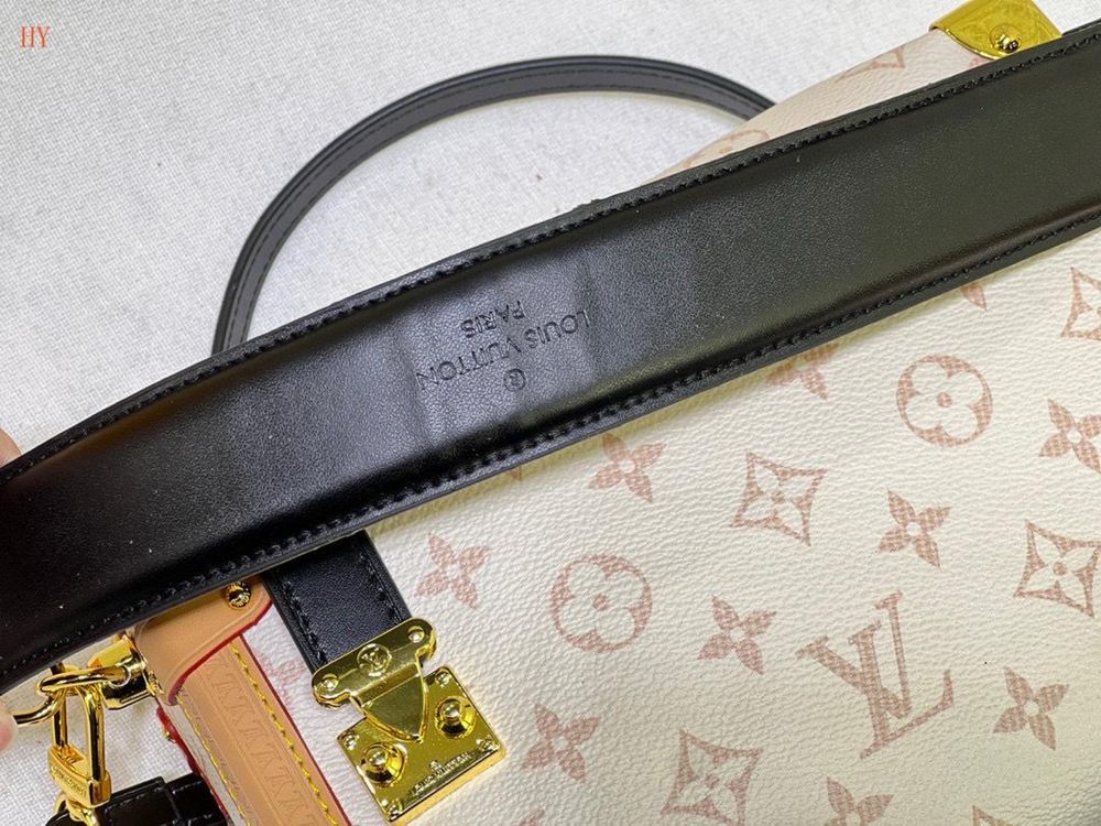 Geanta Louis Vuitton 21 cm