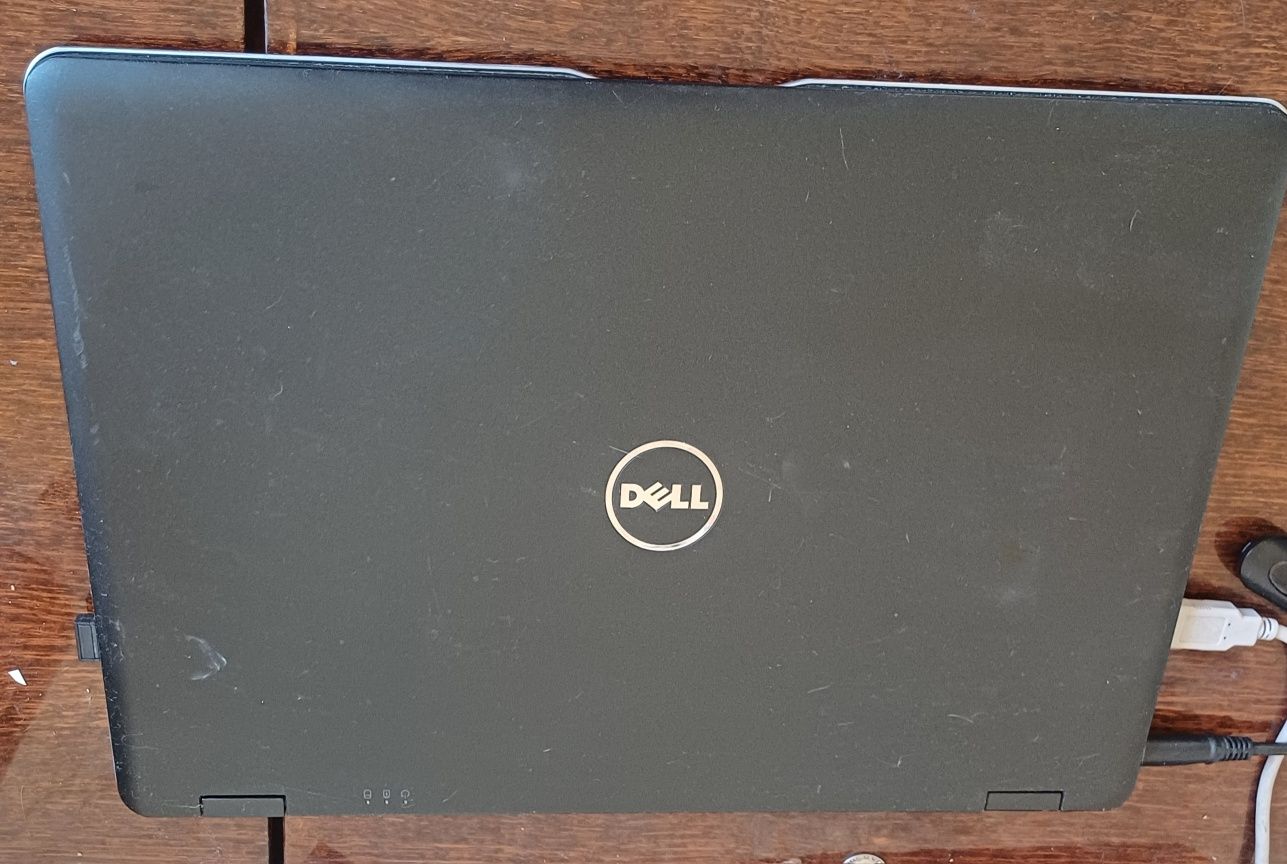 Продаётся ноутбук Dell