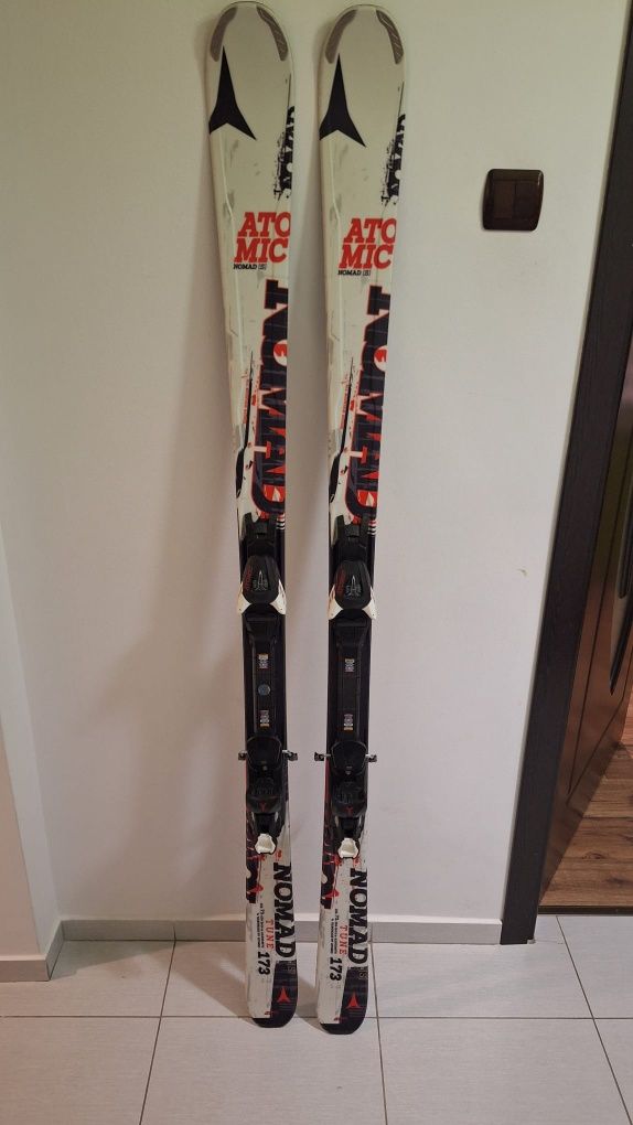 Schiuri Atomic Nomad 173 cm