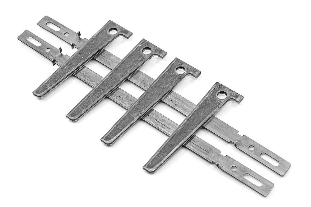 Montanti profil U cu cioc  50 cm, 100 cm pene, fluturasi, distantieri