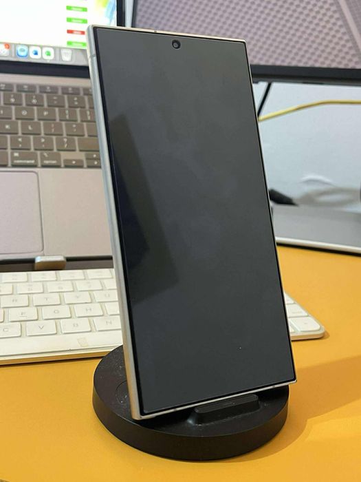 Samsung s24 ULTRA ca NOU cu Garantie