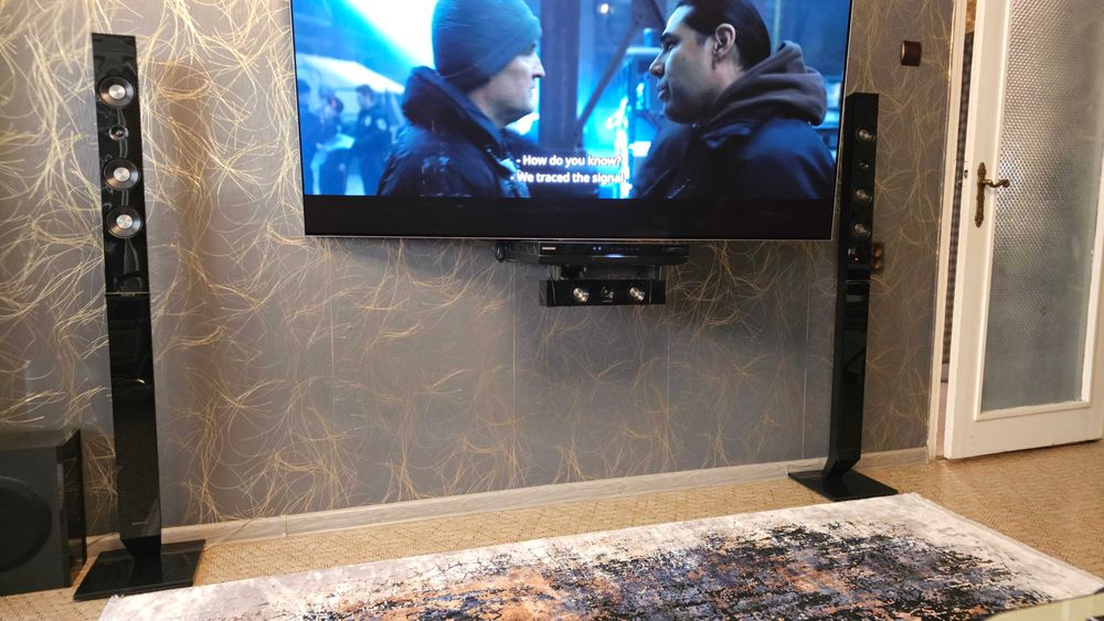 Продавам тонколони на марката Samsung HT-H5500 Blu-ray 3D player