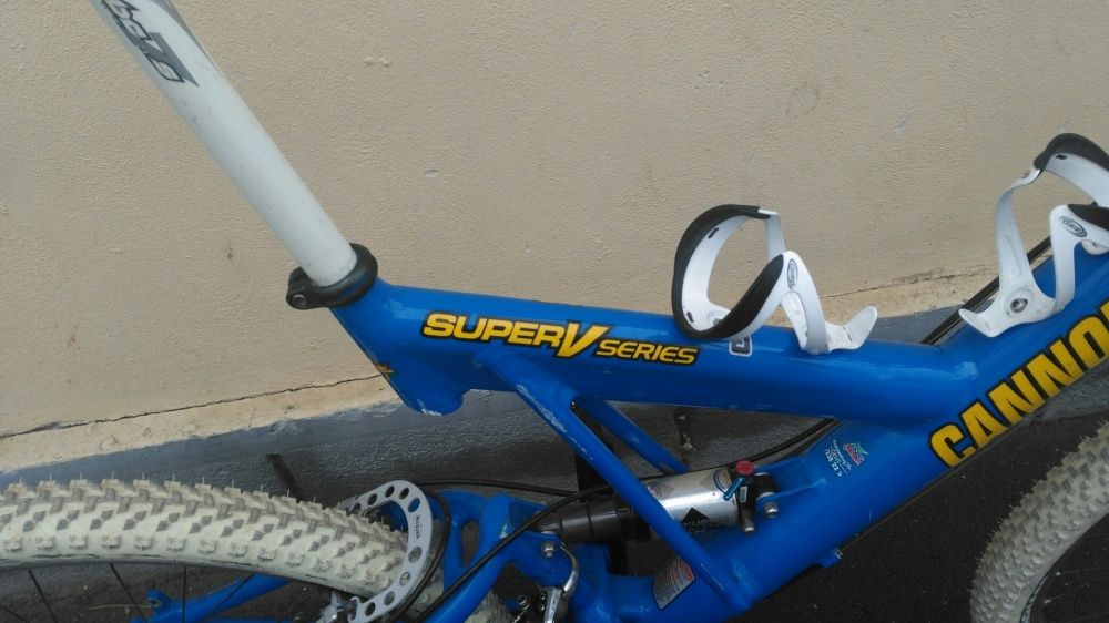 Bicicleta Cannondale Super V-SL