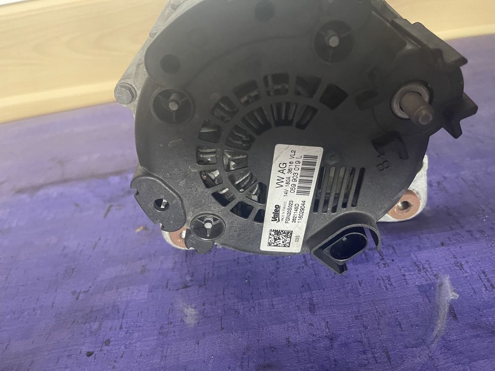 Alternator Audi A6 A5 Q7 3.0 tdi crt