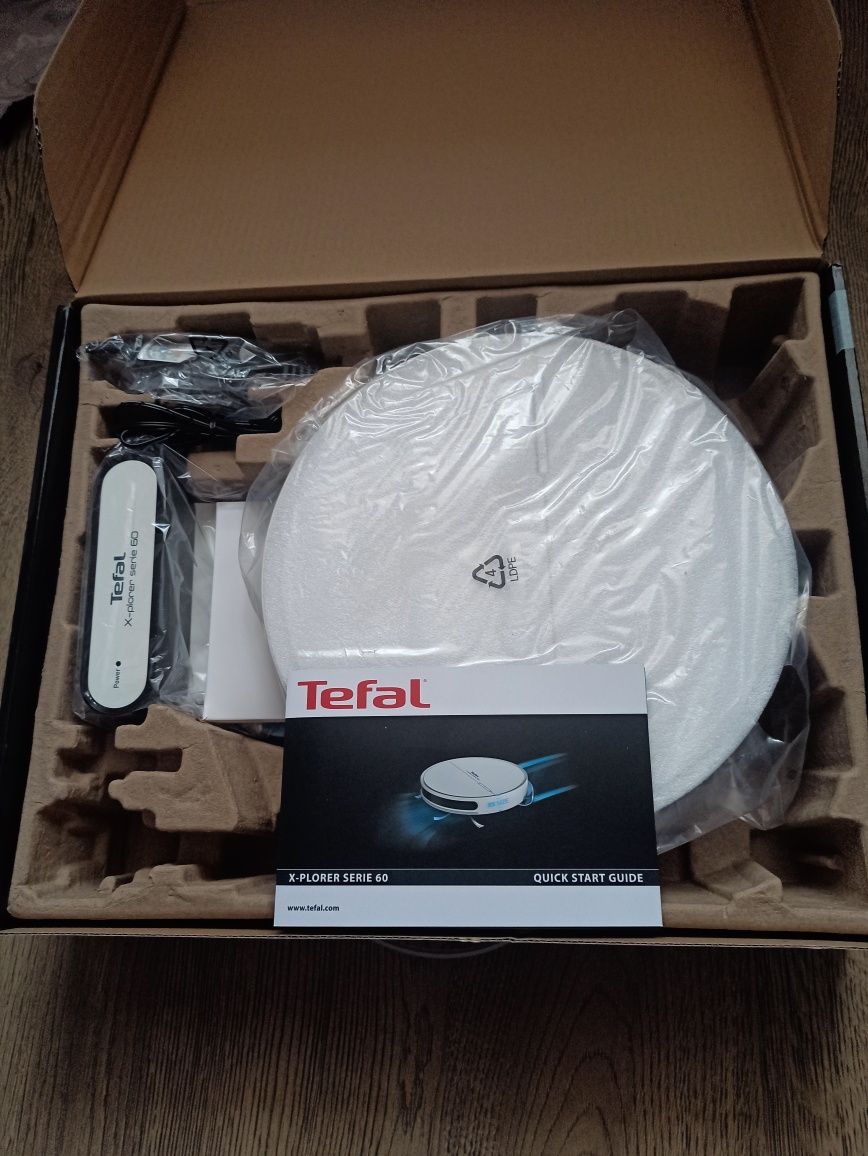 Продам робот пылесос Tefal в отличном состоянии.